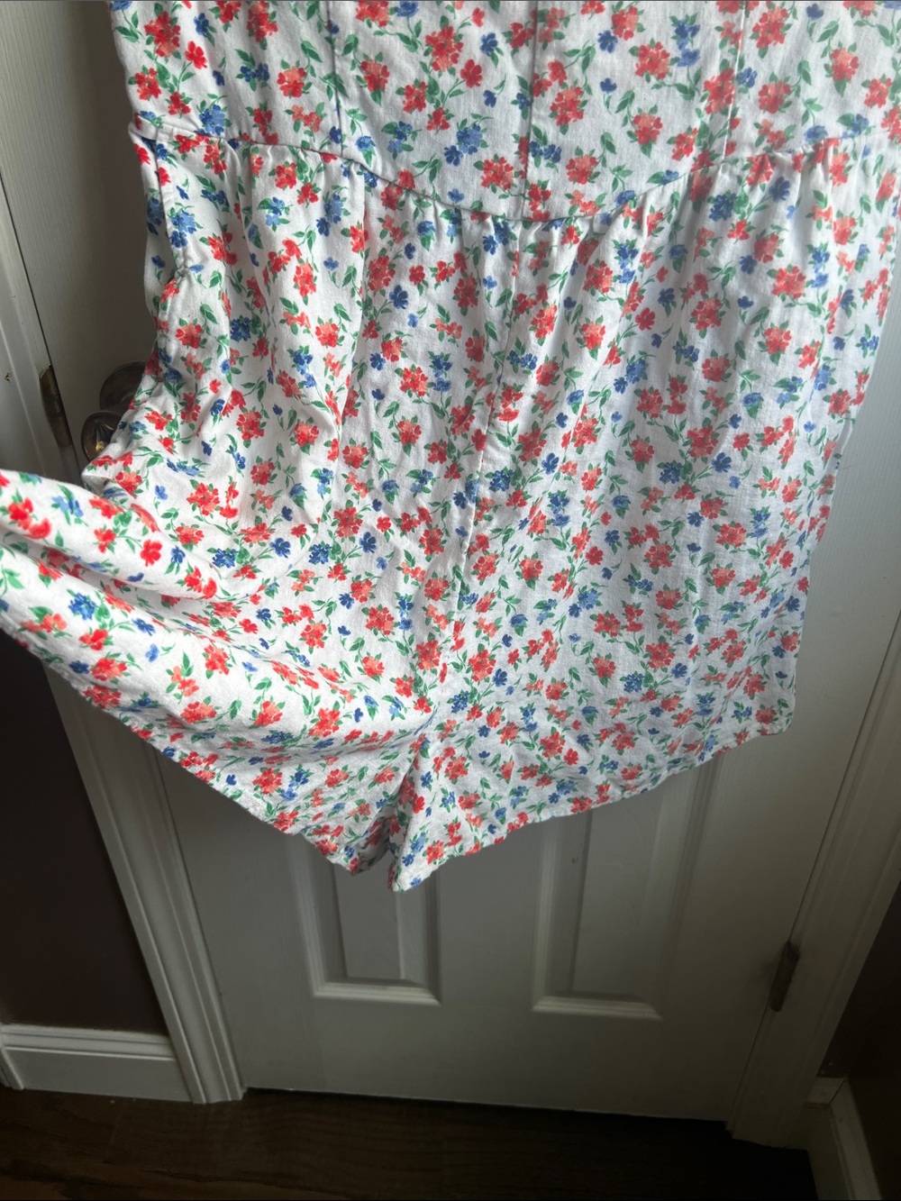 Old Navy White Floral Romper with Red & Blue Flowers - Picture 2 of 12